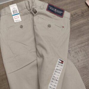Tommy Hilfiger chino Men's khaki pants 36 x 30 new with tags
